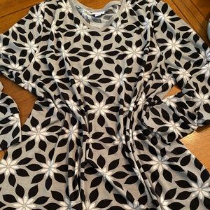 LuLaRoe Elizabeth Top NWOT